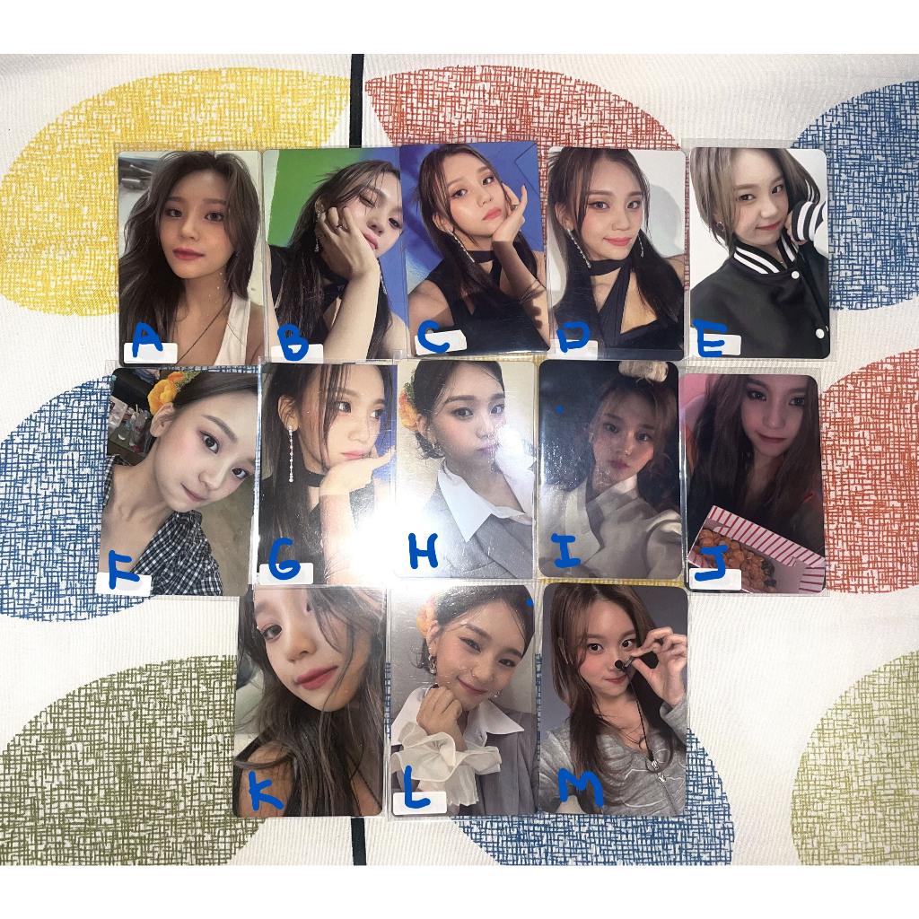 PC PHOTOCARD VIVIZ UMJI VARIOUS PULL UP