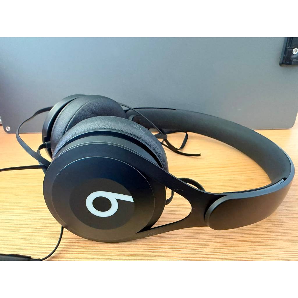 Junk / Beats / Headphone / Original / Dr dre Beats EP on Ear Headphones Ori-Black / ML992LL