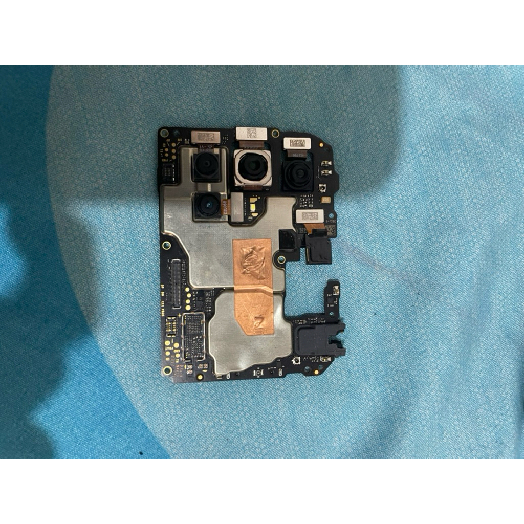 MESIN REDMI 10 MATI RAM 6/128 MASIH PERAWAN (TANPA KAMERA)