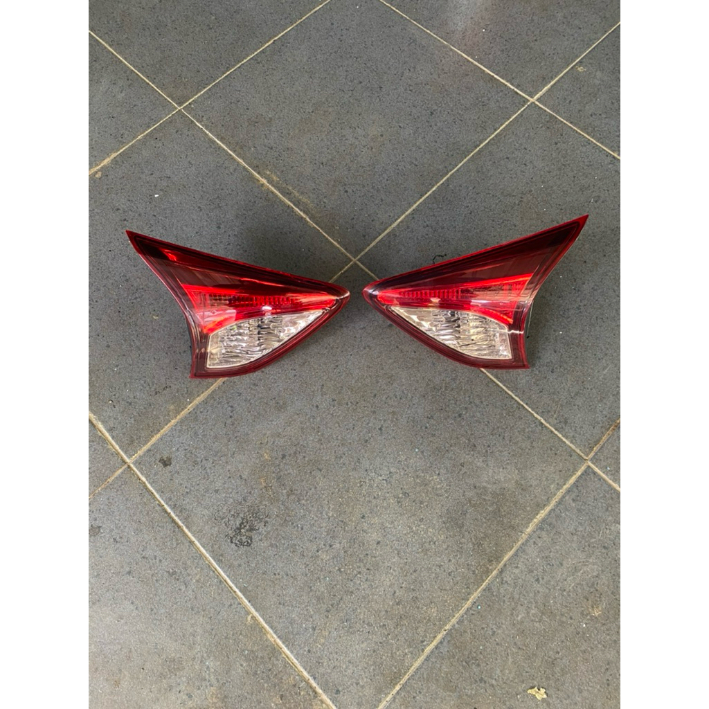 Reflector Lampu Bagasi Belakang Mazda CX-5 CX5 2011 2012 2013 2014 Original