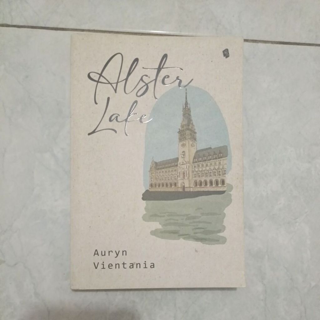 Alster Lake (preloved)
