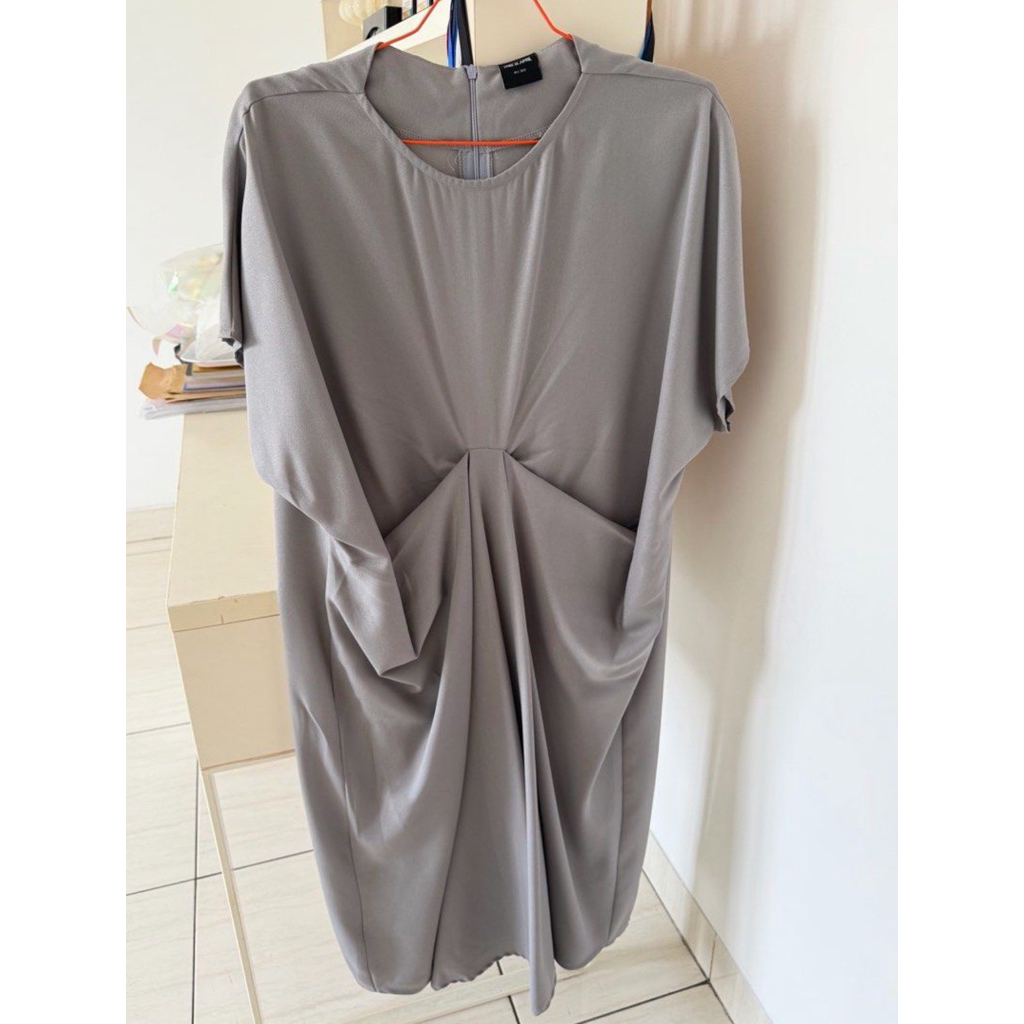 kaftan this is april