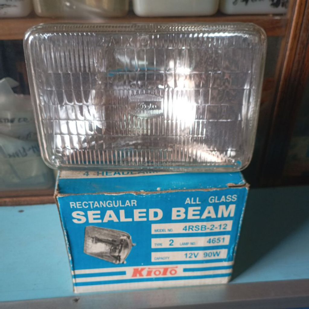 Lampu Sealed Beam KIOTO 4651 4RSB-2-12