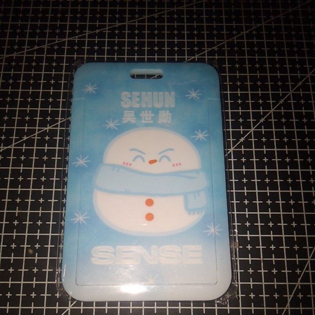 SEHUN EXO MAJALAH SENSE