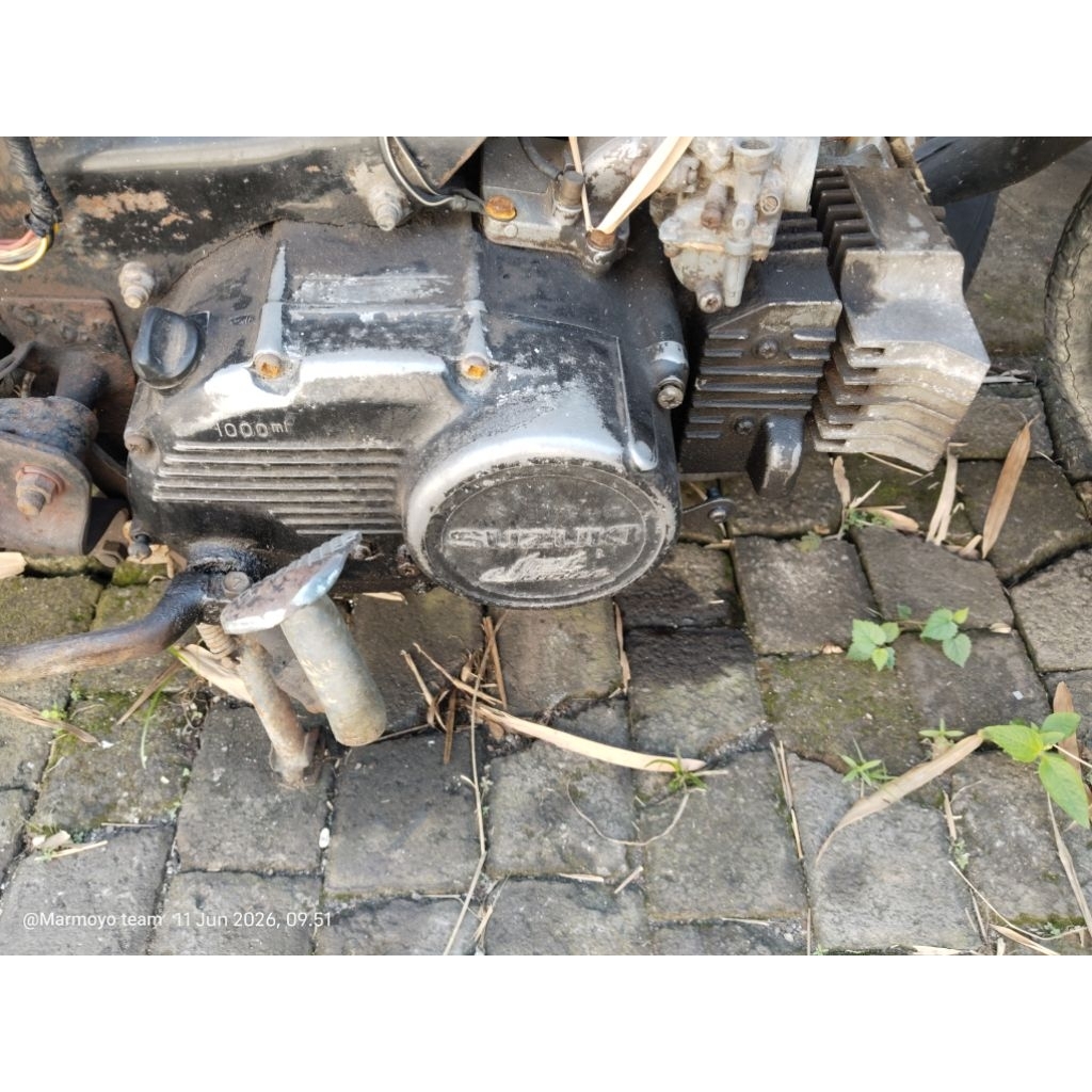 mesin suzuki rc 100 set pengapian karbu