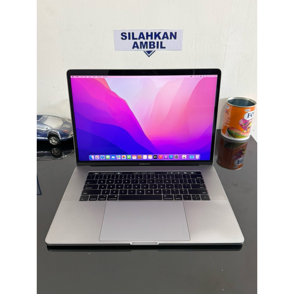 Macbook pro i7 ram 16 ssd 512gb original