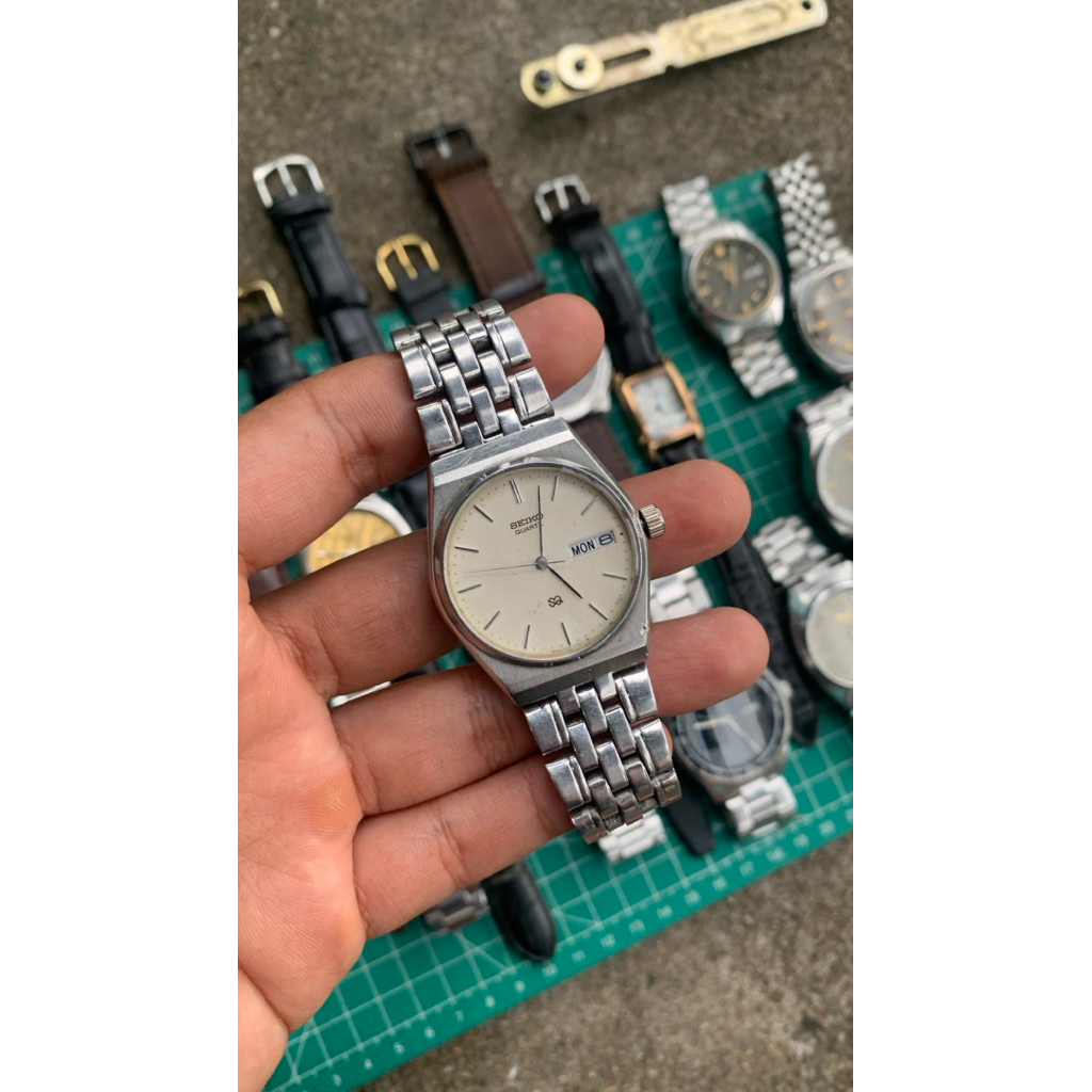 SEIKO SQ WHITE DIAL