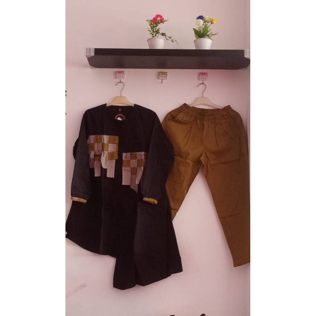 STELAN TUNIK DAN CELANA NINOS