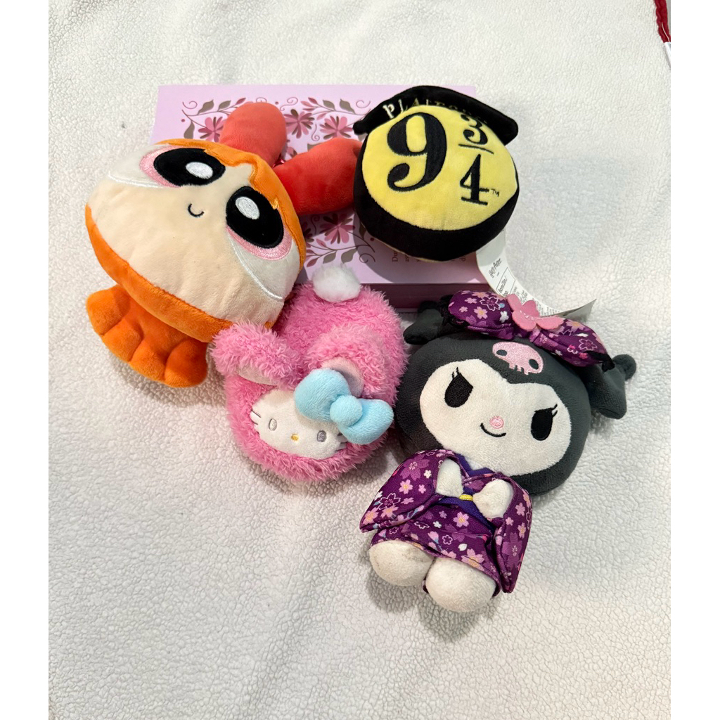Preloved Bag Charm, Keychain, Gantungan kunci, Eco bag Sanrio. Power puff girl, Sanrio Karakter