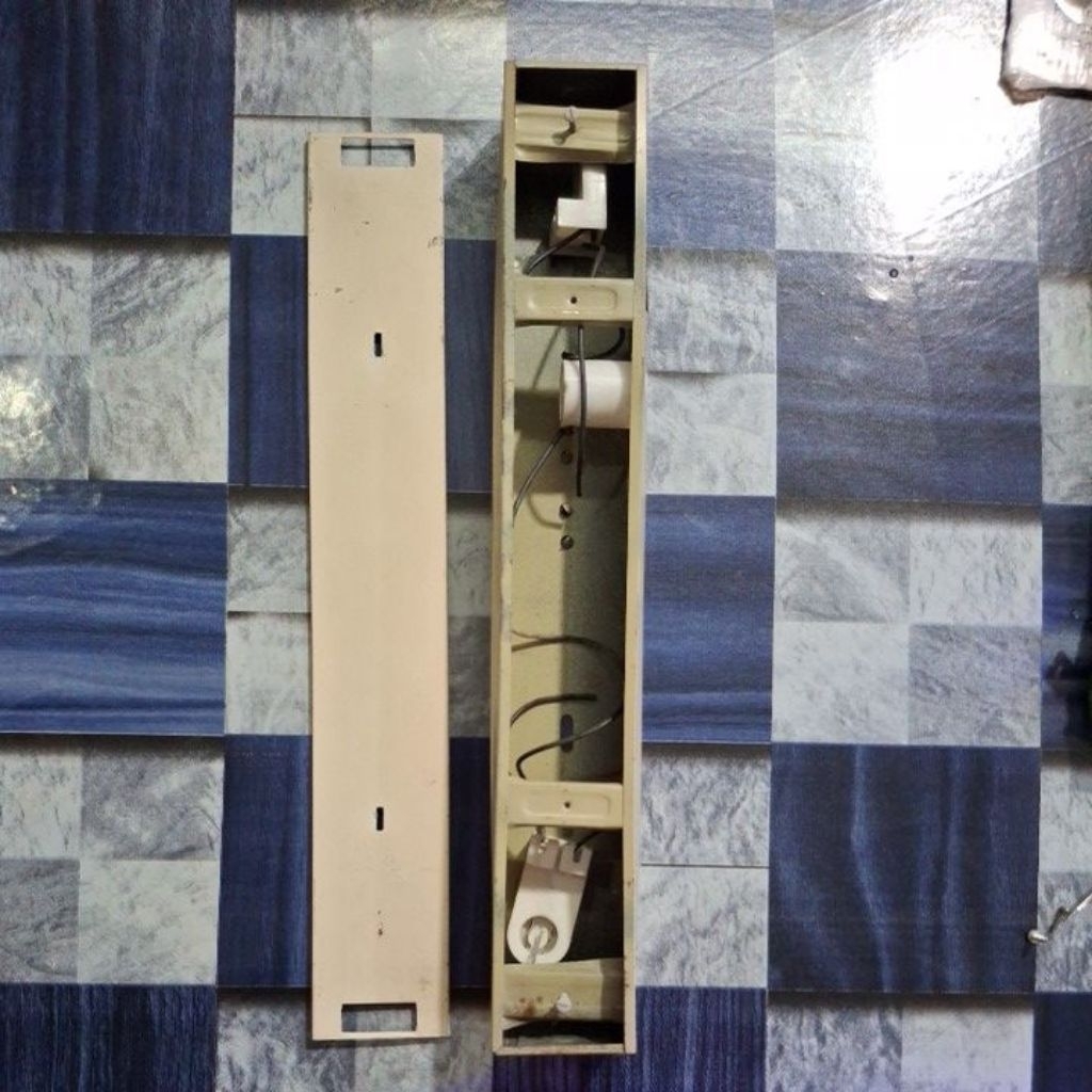 kap TL/neon jadul 10w (tanpa trafo&starter&lampu)