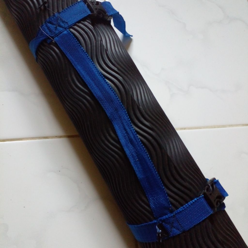 Preloved matras yoga pilates