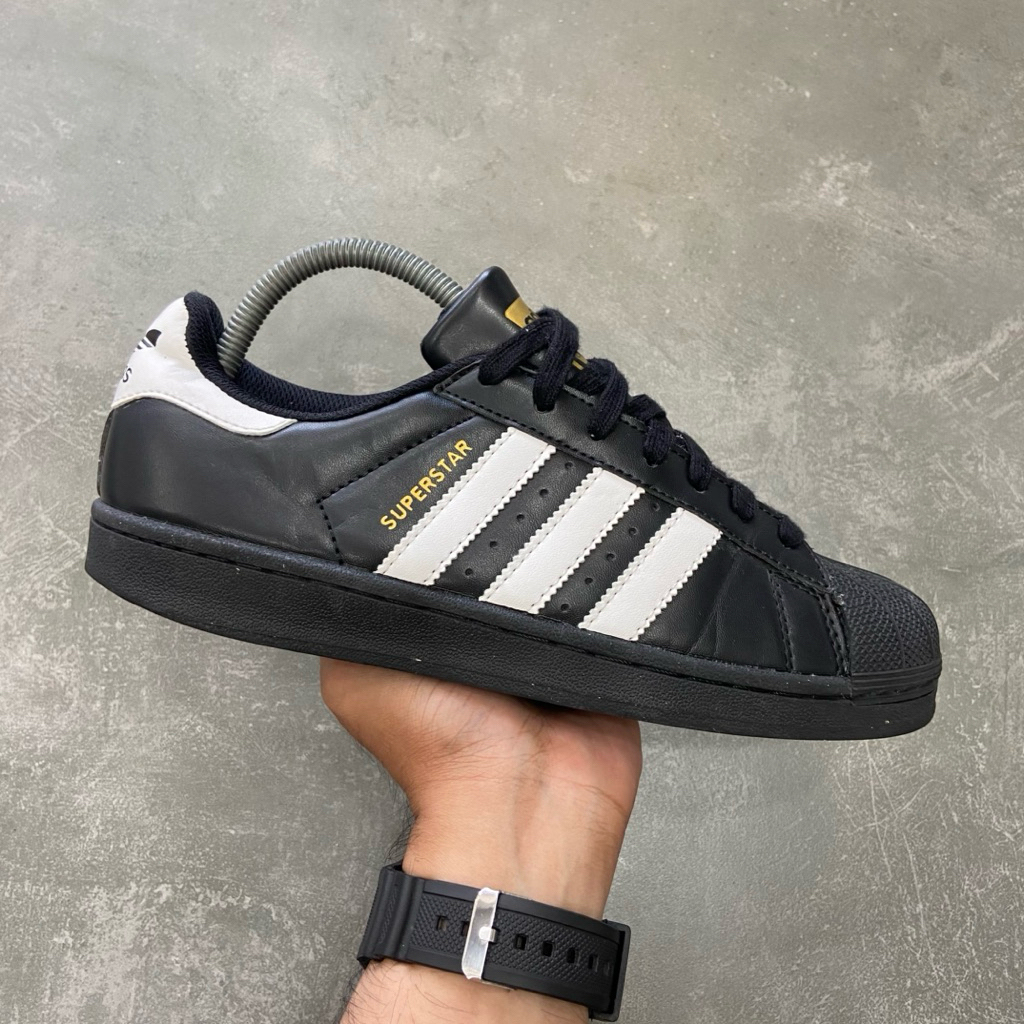 [Size 40] Adidas Superstar ‘Core Black White’ (EG4959) Second Original Kondisi Mulus No Minus. Harga