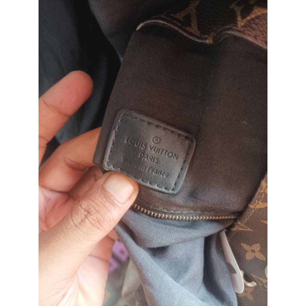 Tas ransel LV kulit