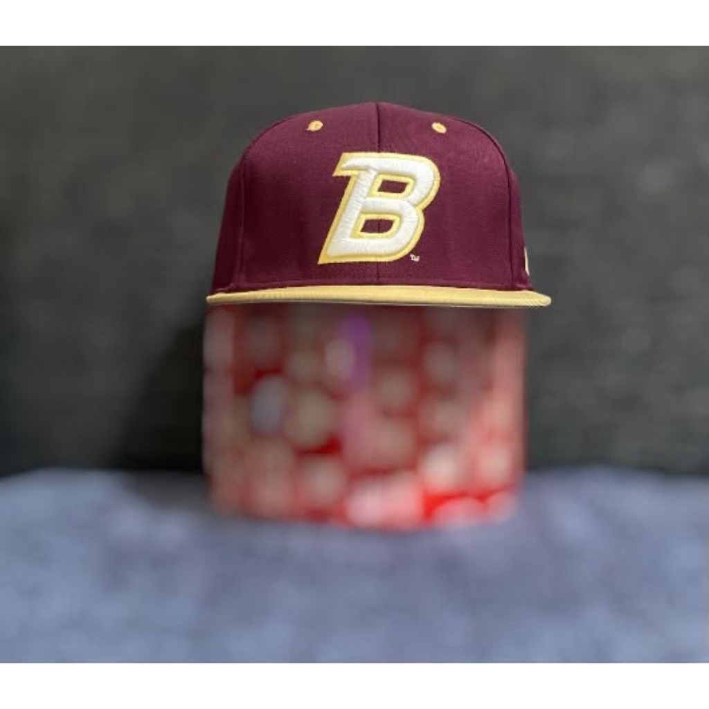 Topi Snapback Under Armour Big  Logo B Original Maroon Gold Custom Team Ukuran L Second