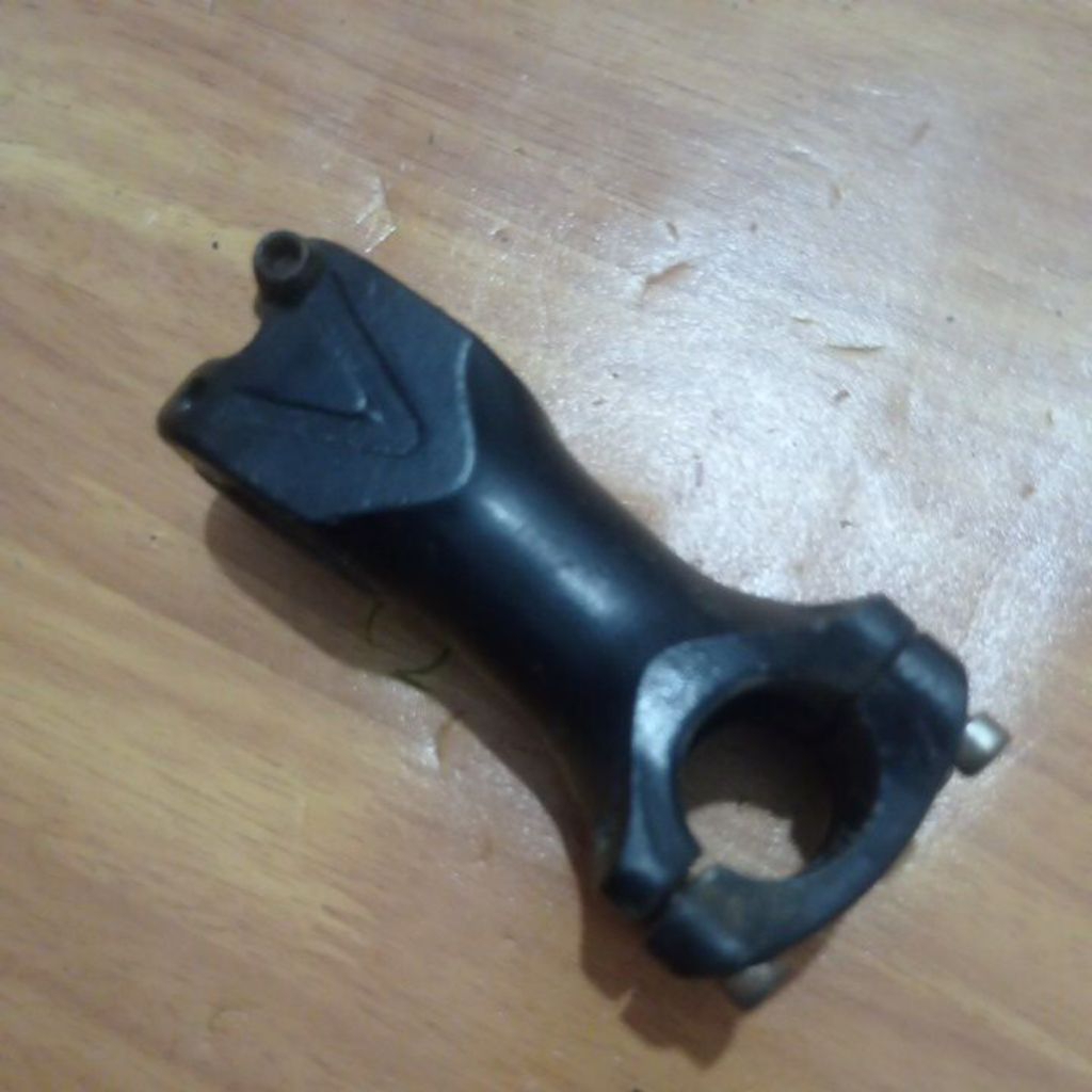 Stem bekas aloy mtb oversize baut 6 stang 25,4