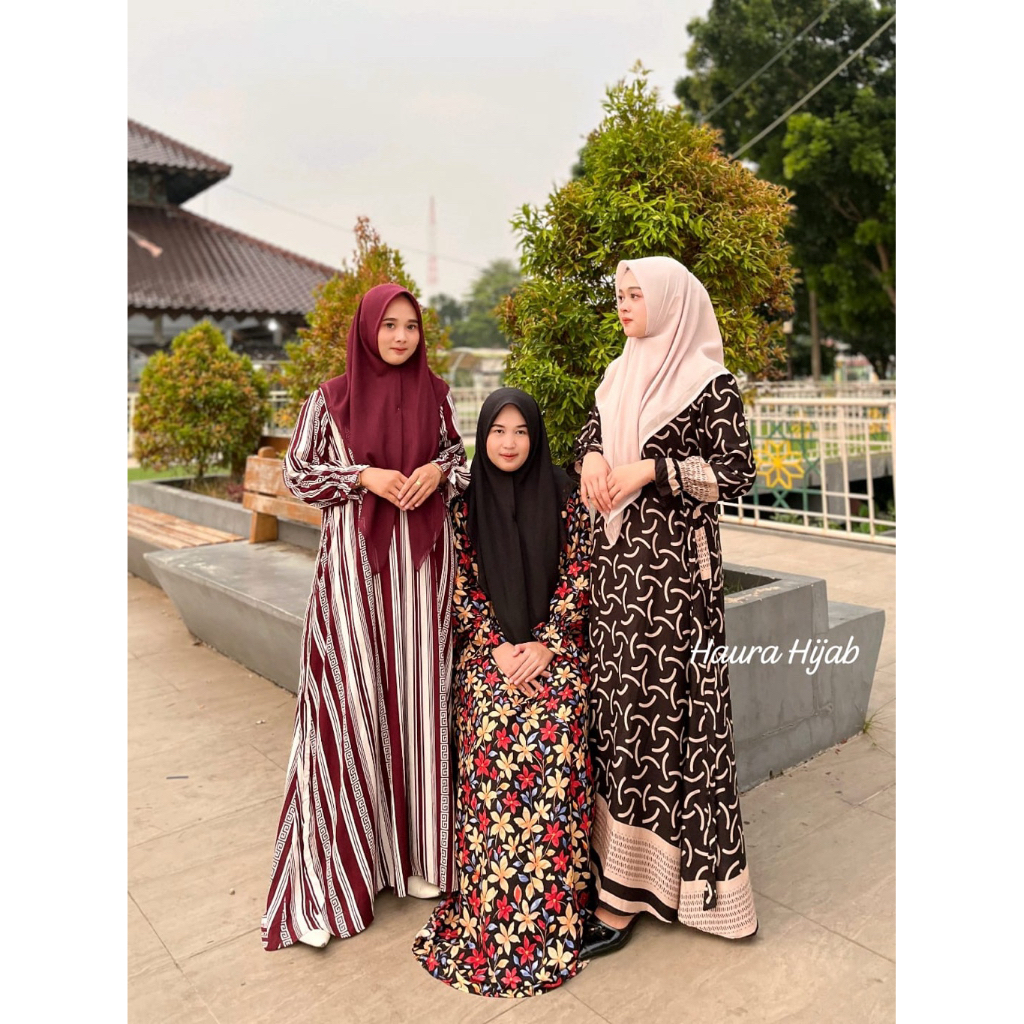 Ghania Dress