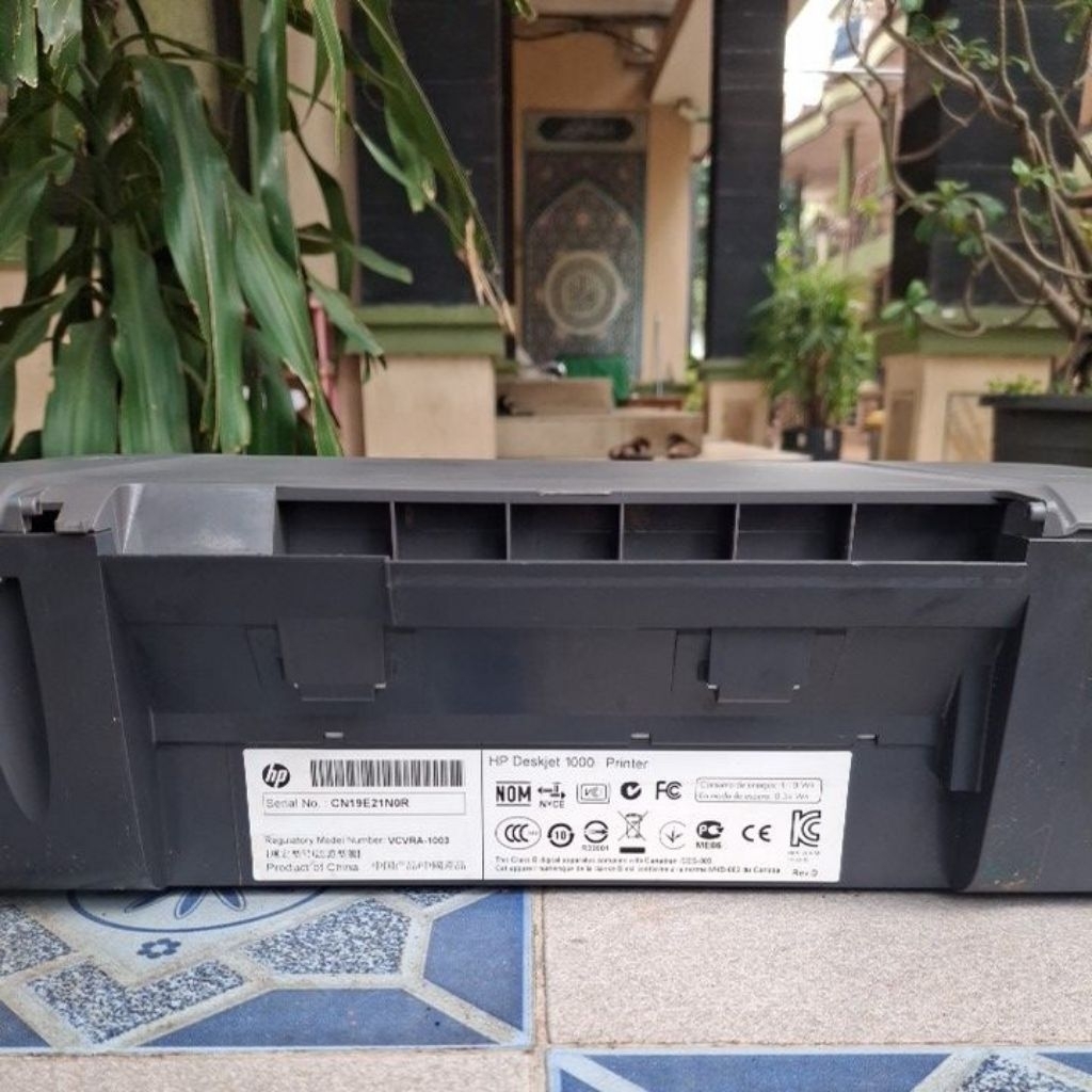 Printer HP Deskjet 1000 Batangan Seri J110 (Minus Adaptor & Cartridge) - Unit Only