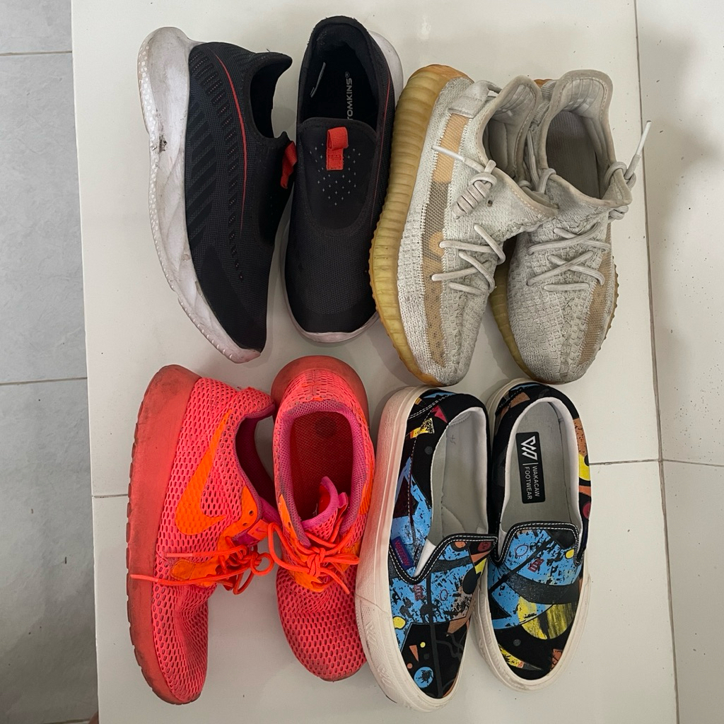 Borongan 4 Sepatu Anak size 36 Second