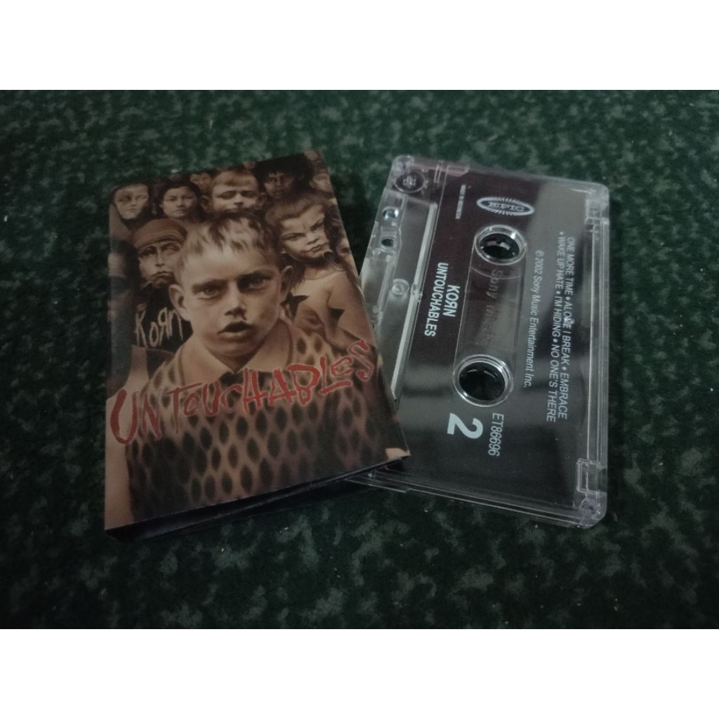 kaset korn - Untouchable