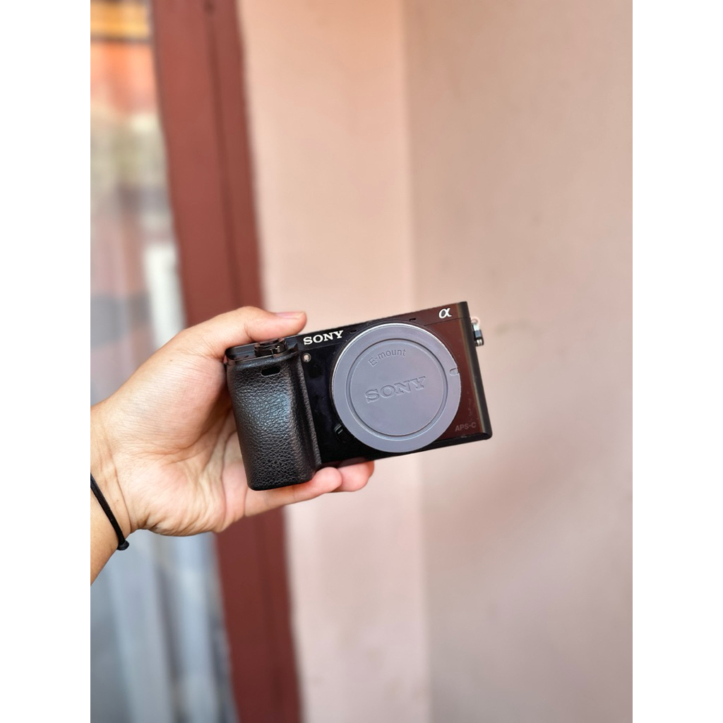 Sony a6000 body only
