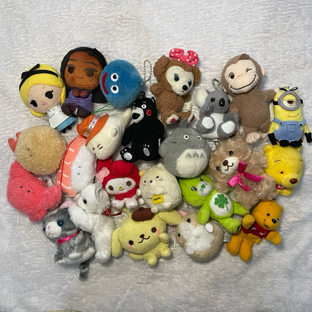 Boneka / Gantungan kunci boneka / plushie keychain / george yell disney sumikko amuse