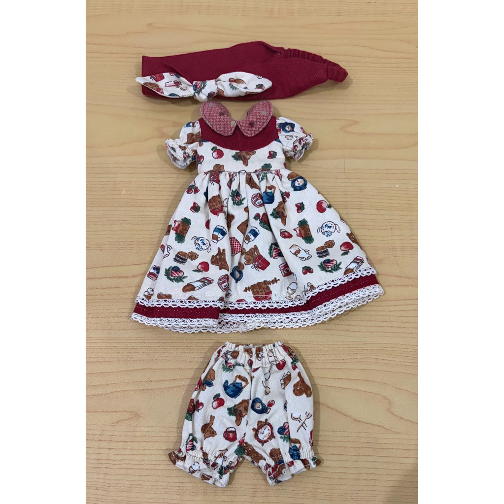 Preloved outfit blythe