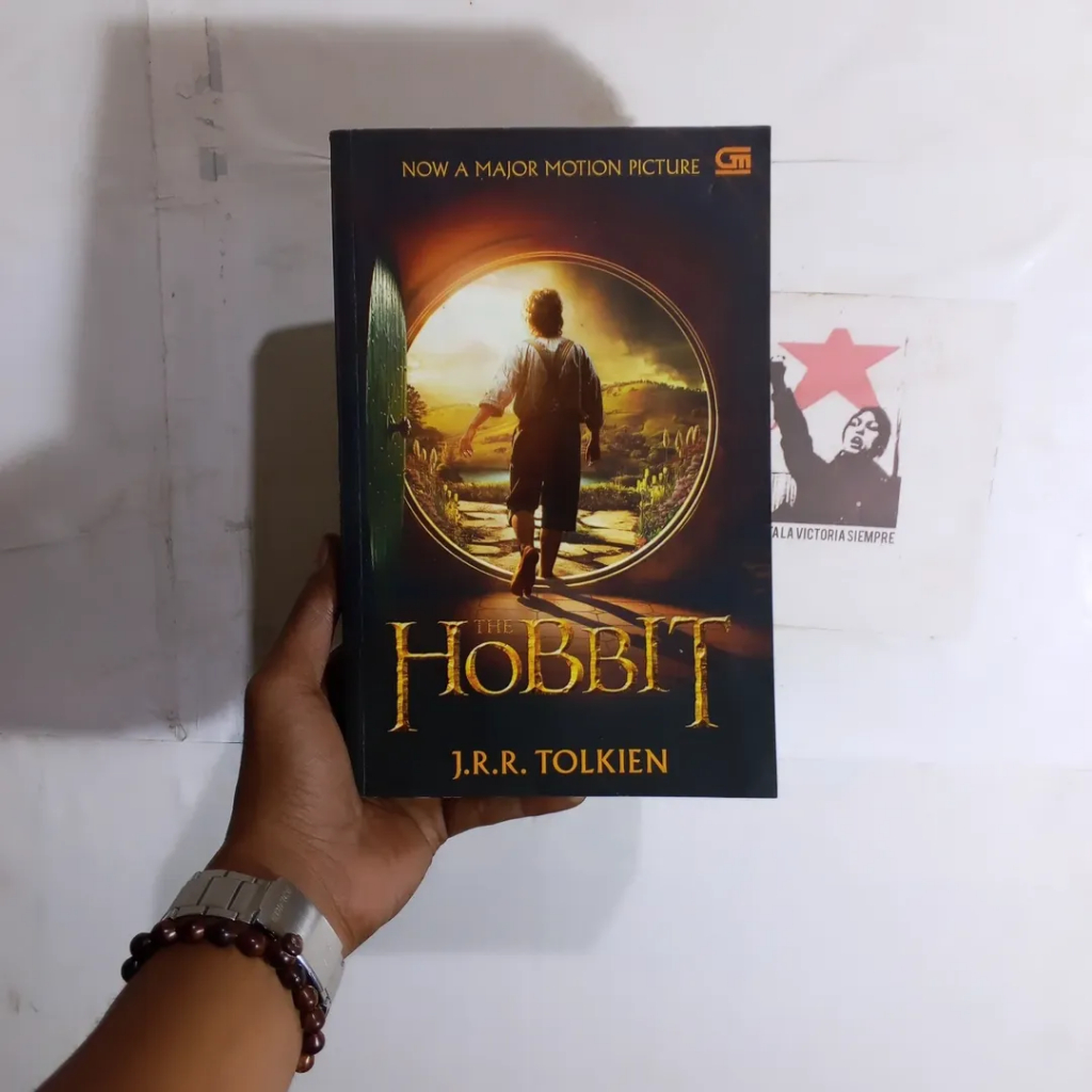 J.R.R. Tolkien The Hobbit | The Lord of The Rings | The Silmarillion | Beren And Luthien | The Fall 