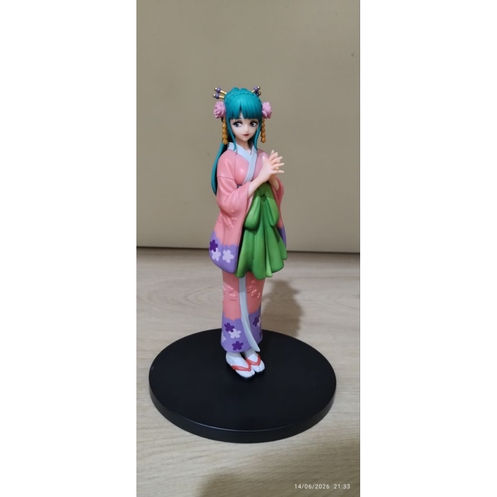 Action Figure One Piece Kozuki Hiyori Ori Loose box
