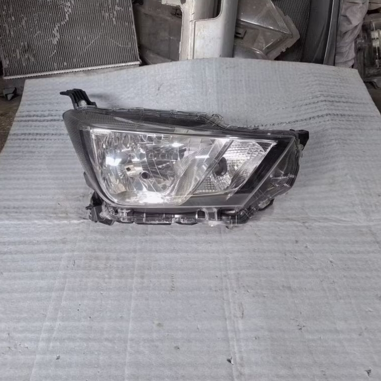 Headlamp Ayla 2023 - 2025 Kanan Non Led Original