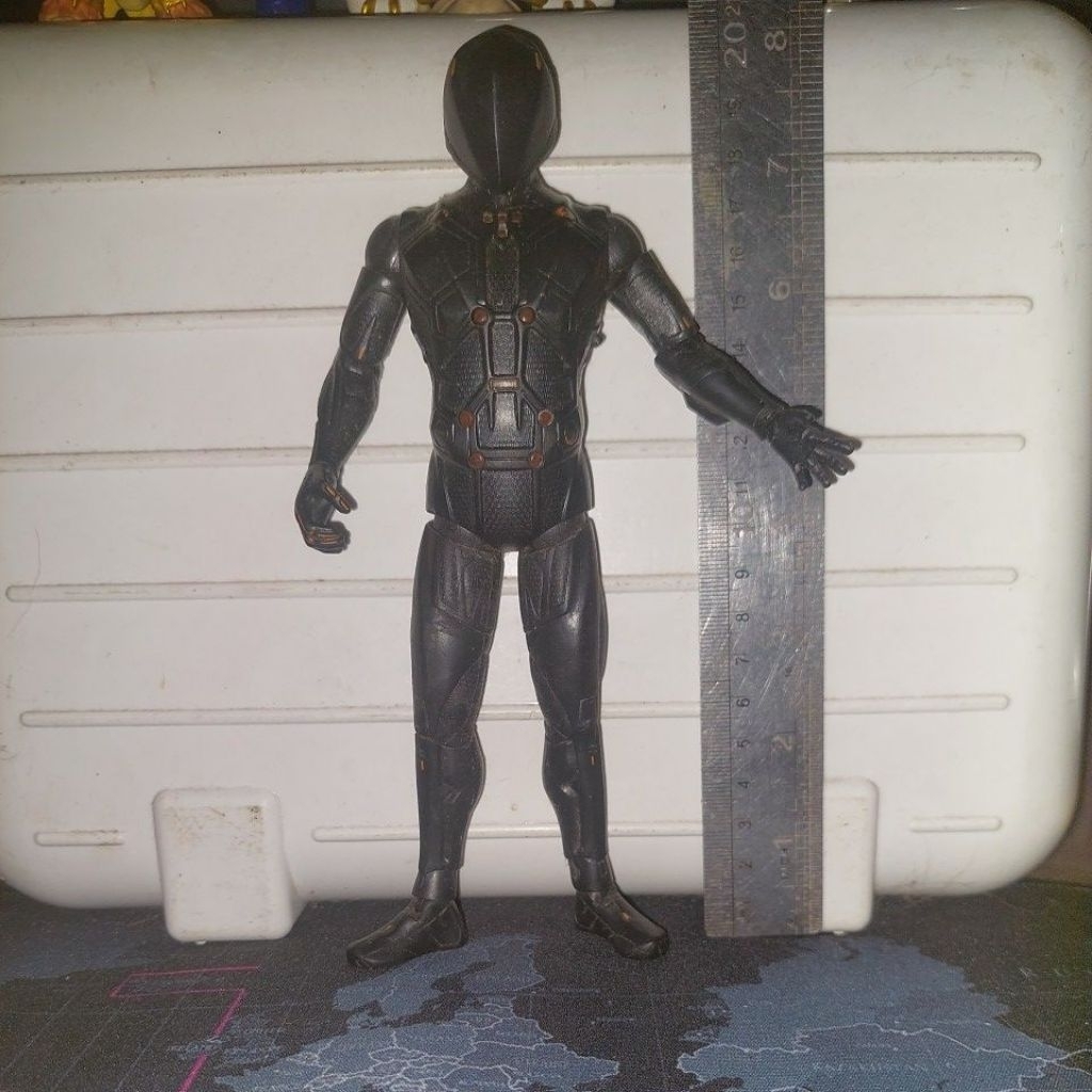 Tron Legacy Rinzler Hitam