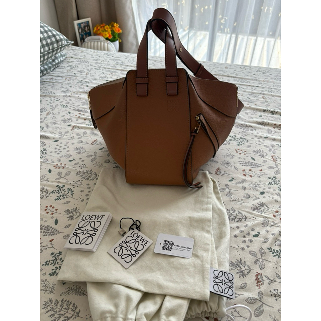 preloved loewe small hammock