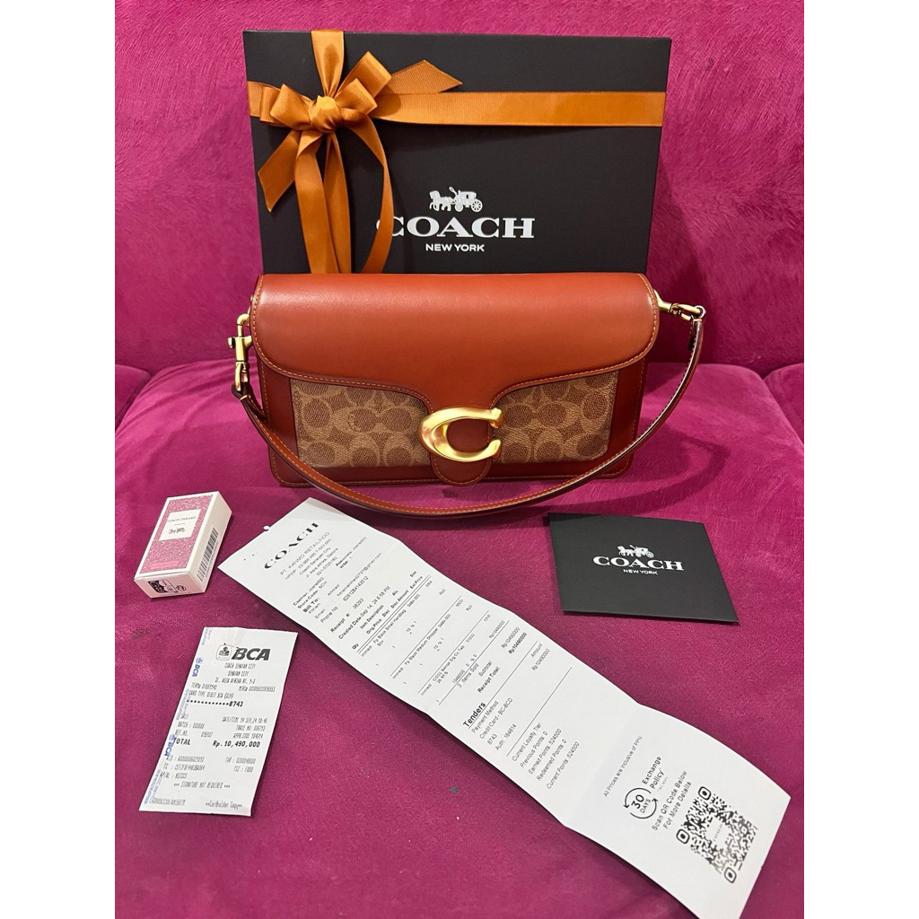 tas coach tabby signature