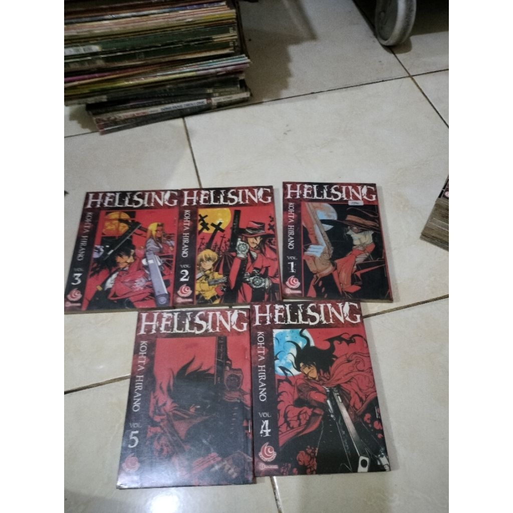 Komik Kohta Hirano - Hellsing 1 2 3 4 5 (5 Komik)
