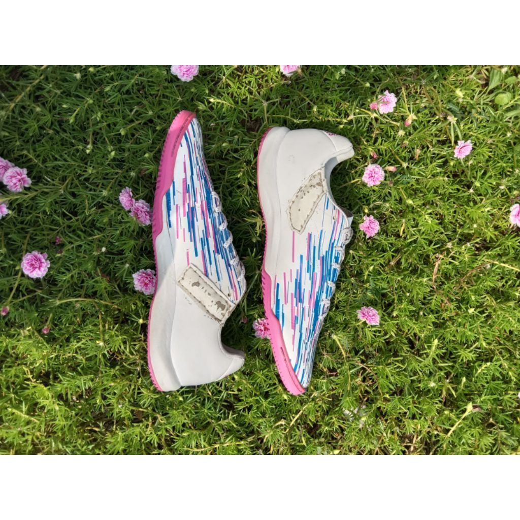 Sepatu Futsal LS reborn magnifico