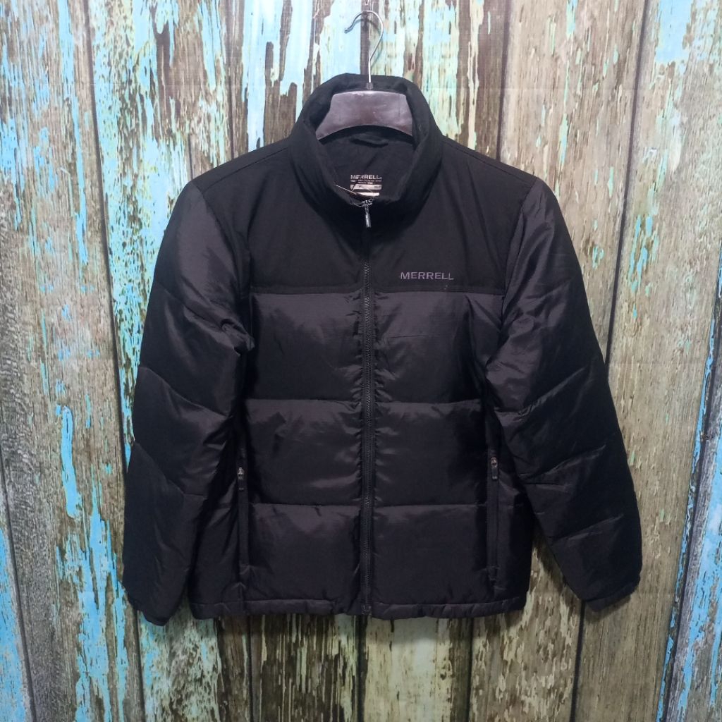 Jacket bulang MERRELL outdoor winter jaket size 85 fit L (Panjang 65cm Lebar 54cm)