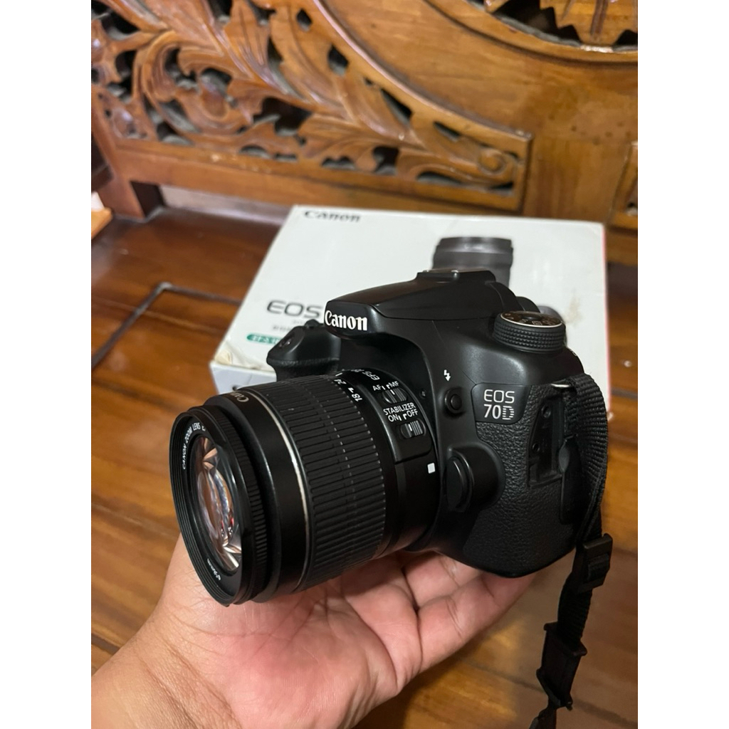 kamera dslr canon 70D body kit