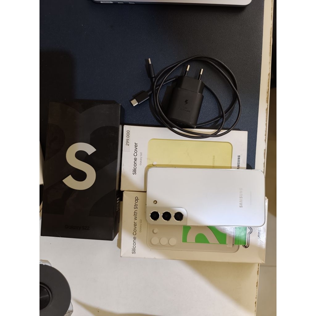 (Second) Samsung S22 256GB