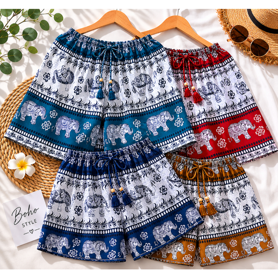Celana Pendek Wanita Selutut Motif Gajah Black Jumbo