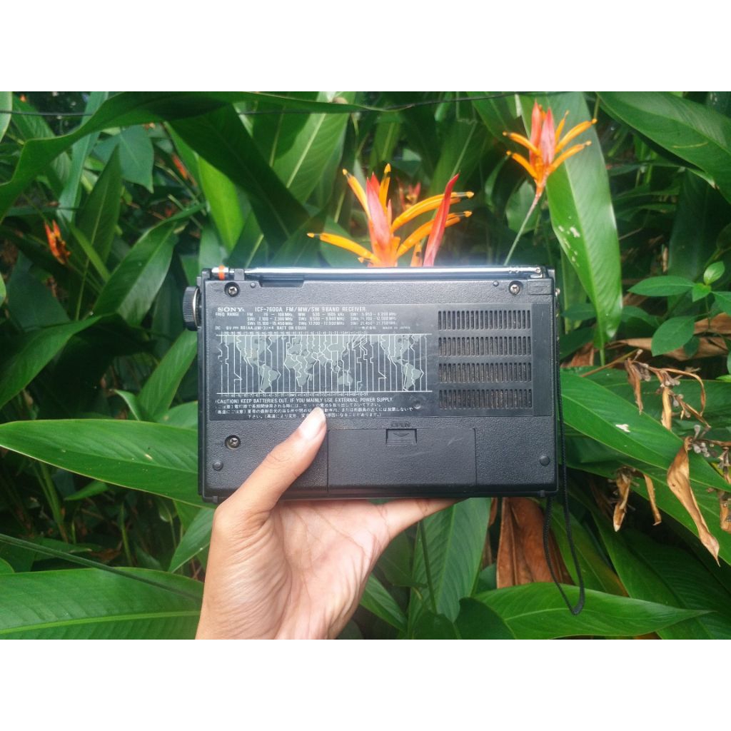 Radio SONY ICF-7600A 9 Band Mulus