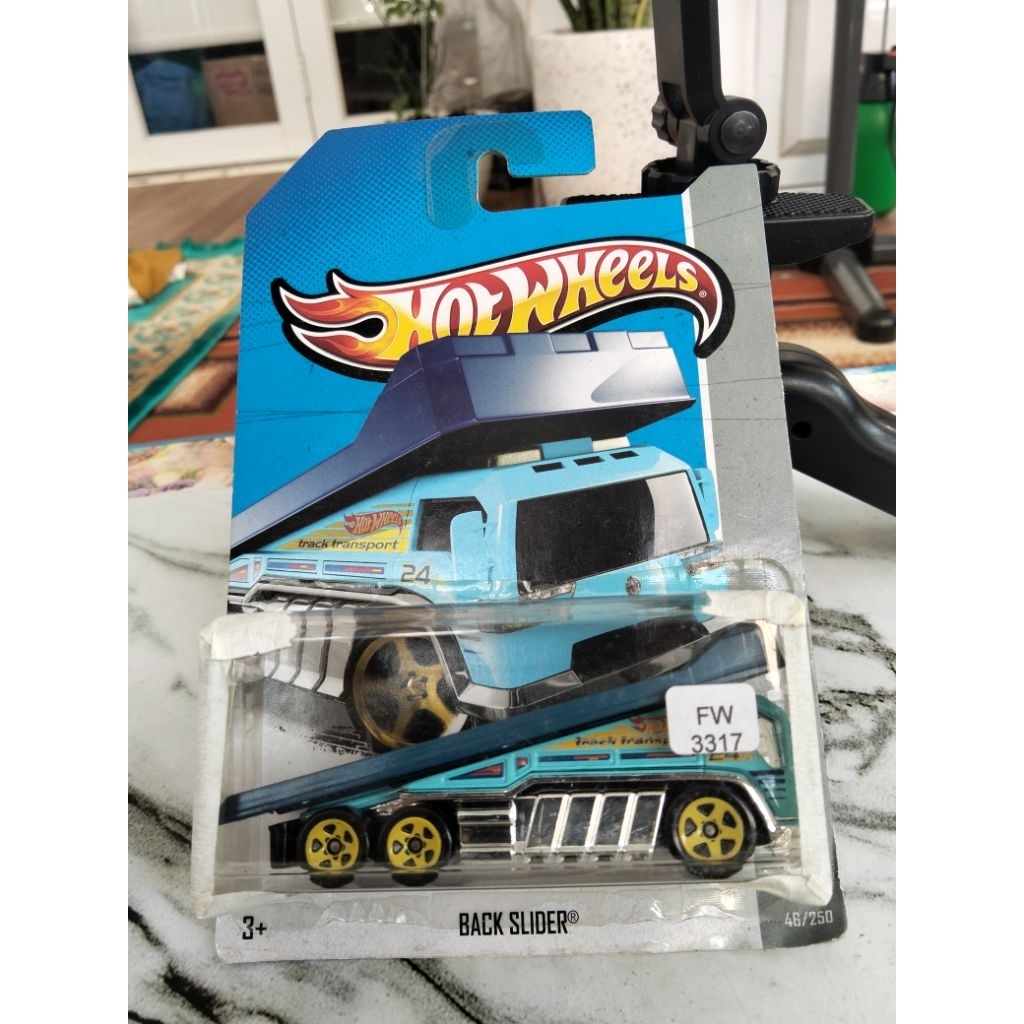 Hot Wheels Back Slider HW City