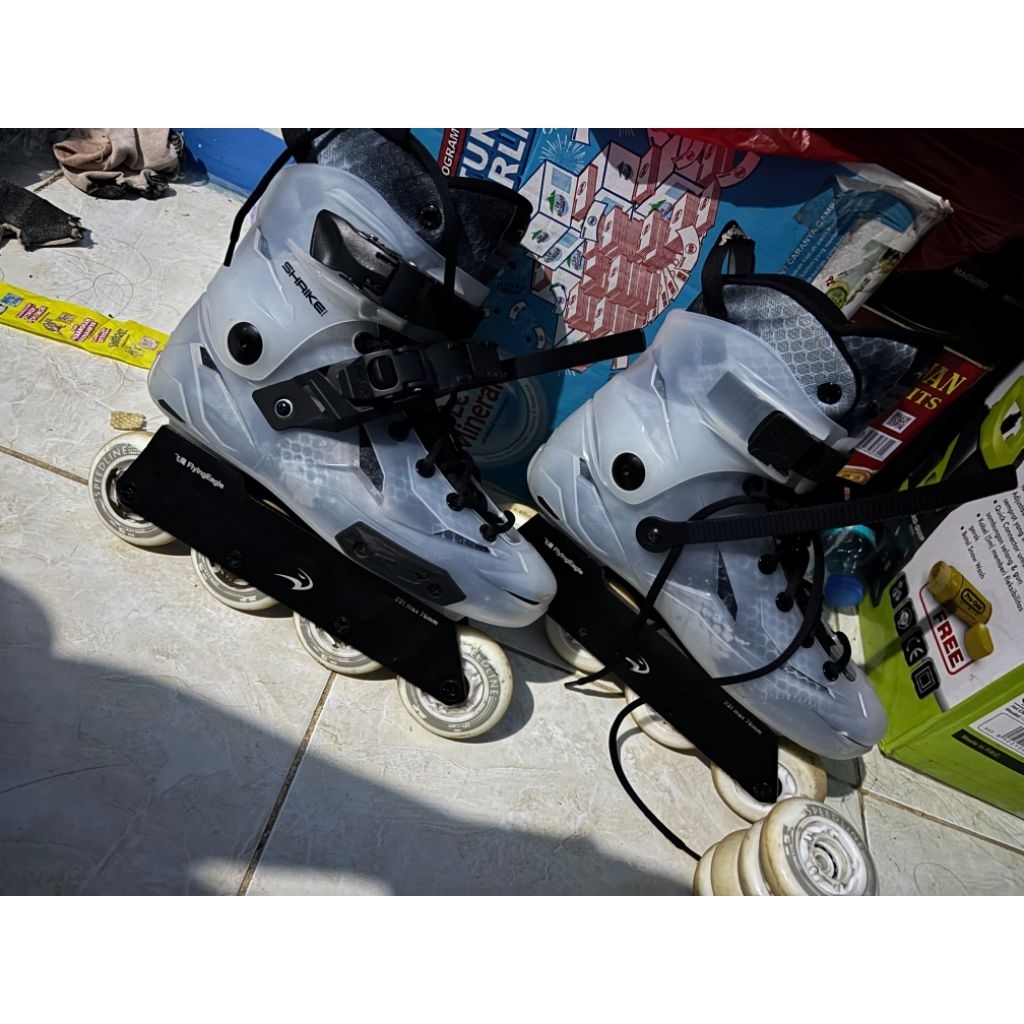 second new sepatu roda flying eagle original