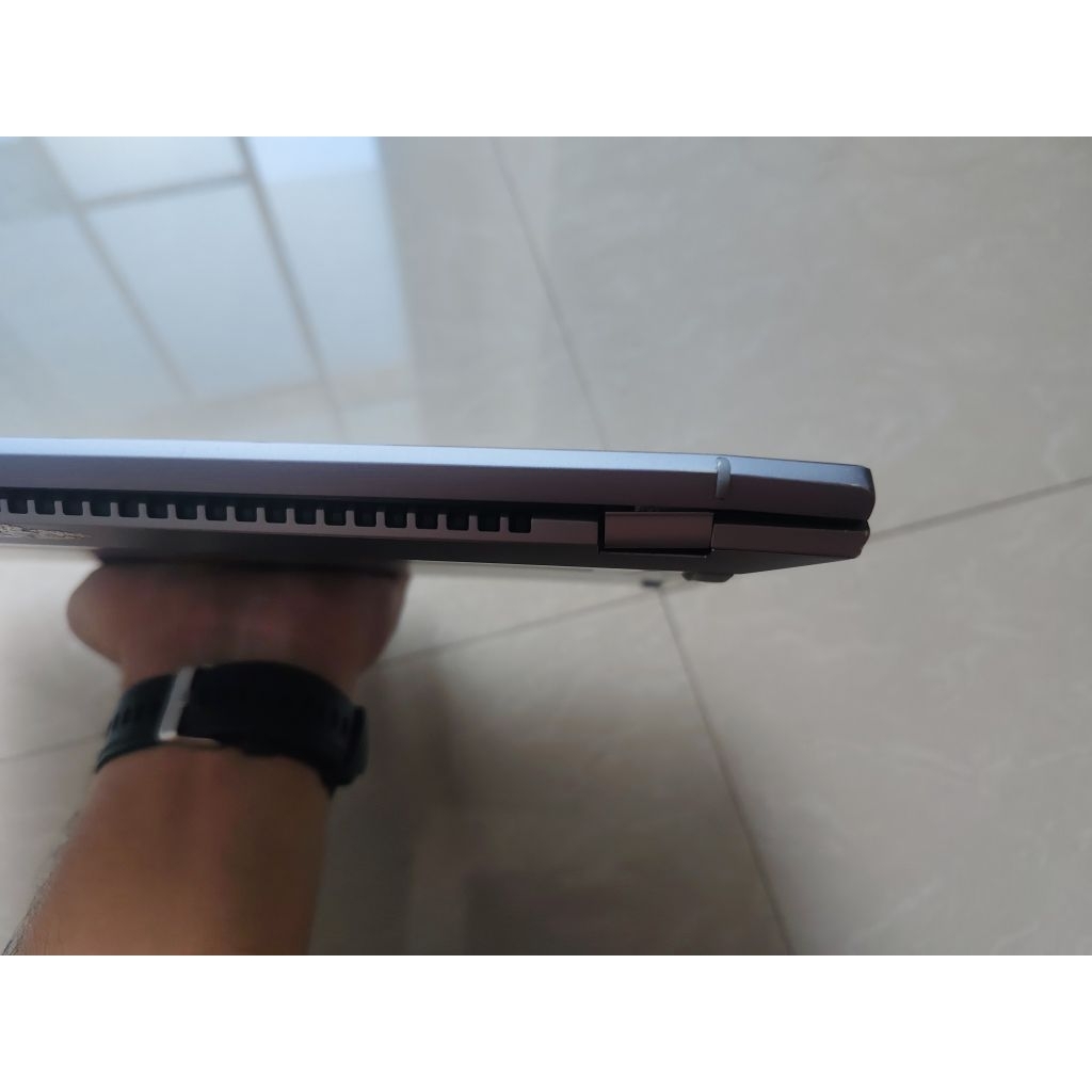 ASUS ZenBook 14 Q408UG