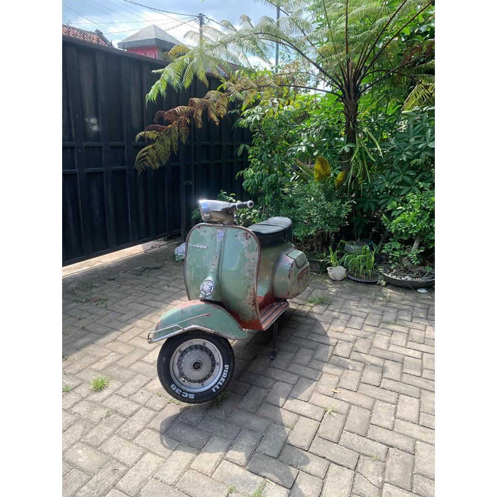 vespa super 77 as besar