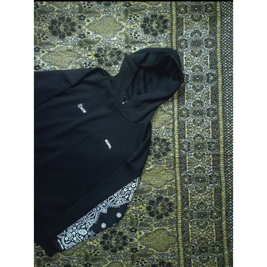 Hoodie Hitam Sophnet/Gu