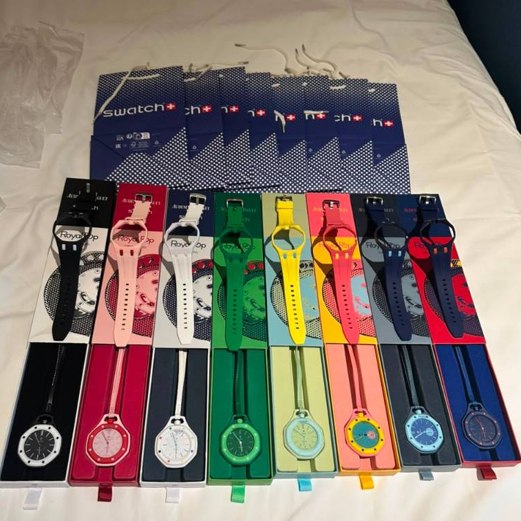 Jam Saku Royal Pop Swatch X AP