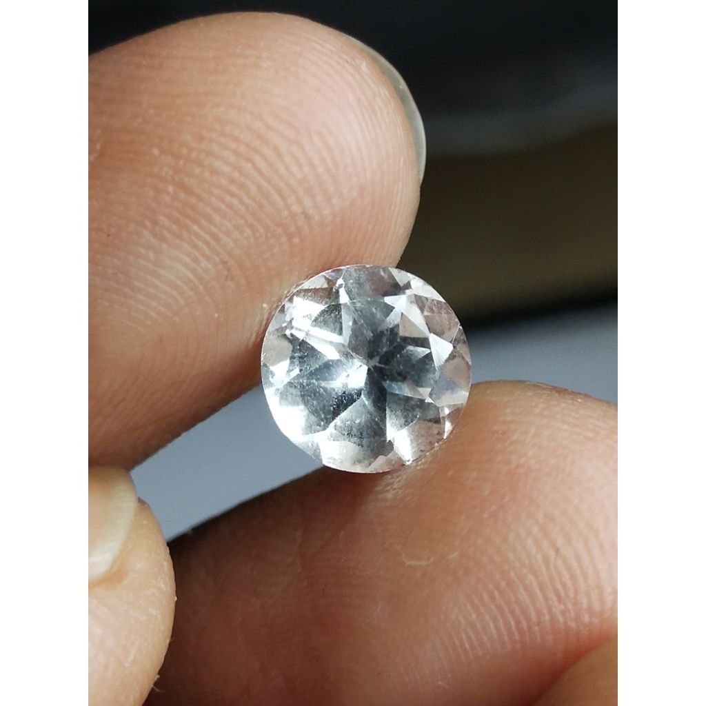 Natural Rock Crystal Quartz Memo 8 x 8 x 5 mm 2.1 Ct Kinyang Air Round Cutting NTD YGL 2531