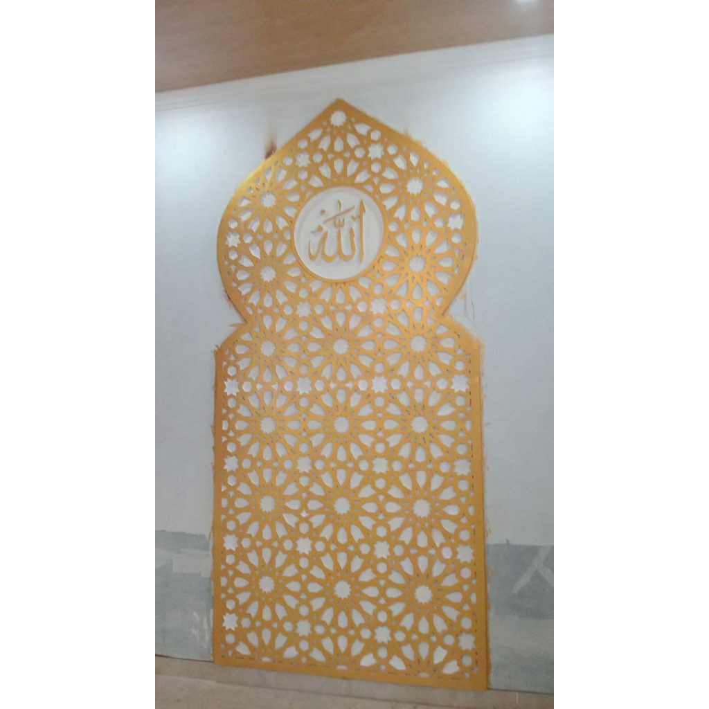 Ahlinya GRC Krawangan dan Mihrab Masjid