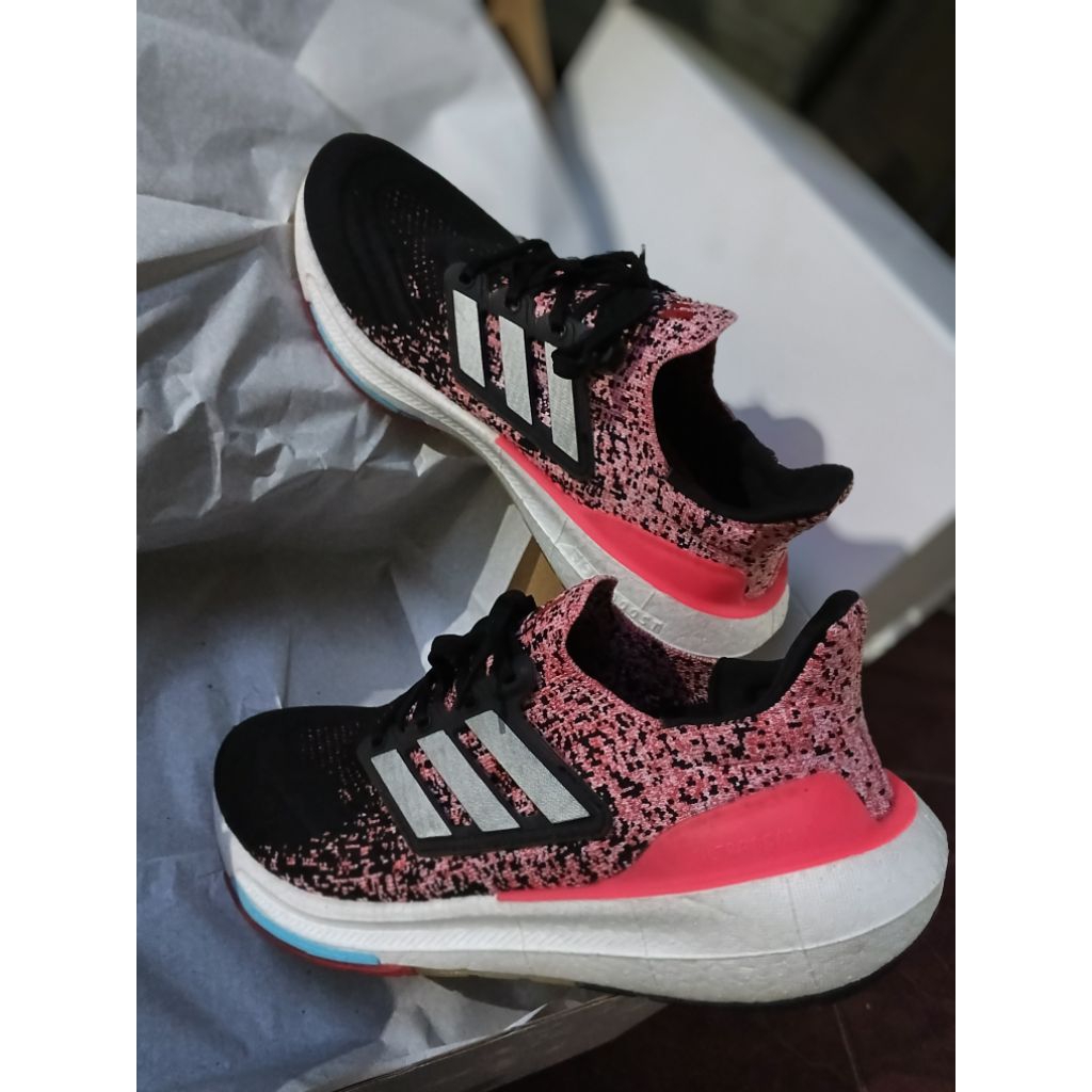 adidas Ultraboost 23 'perfect dot'