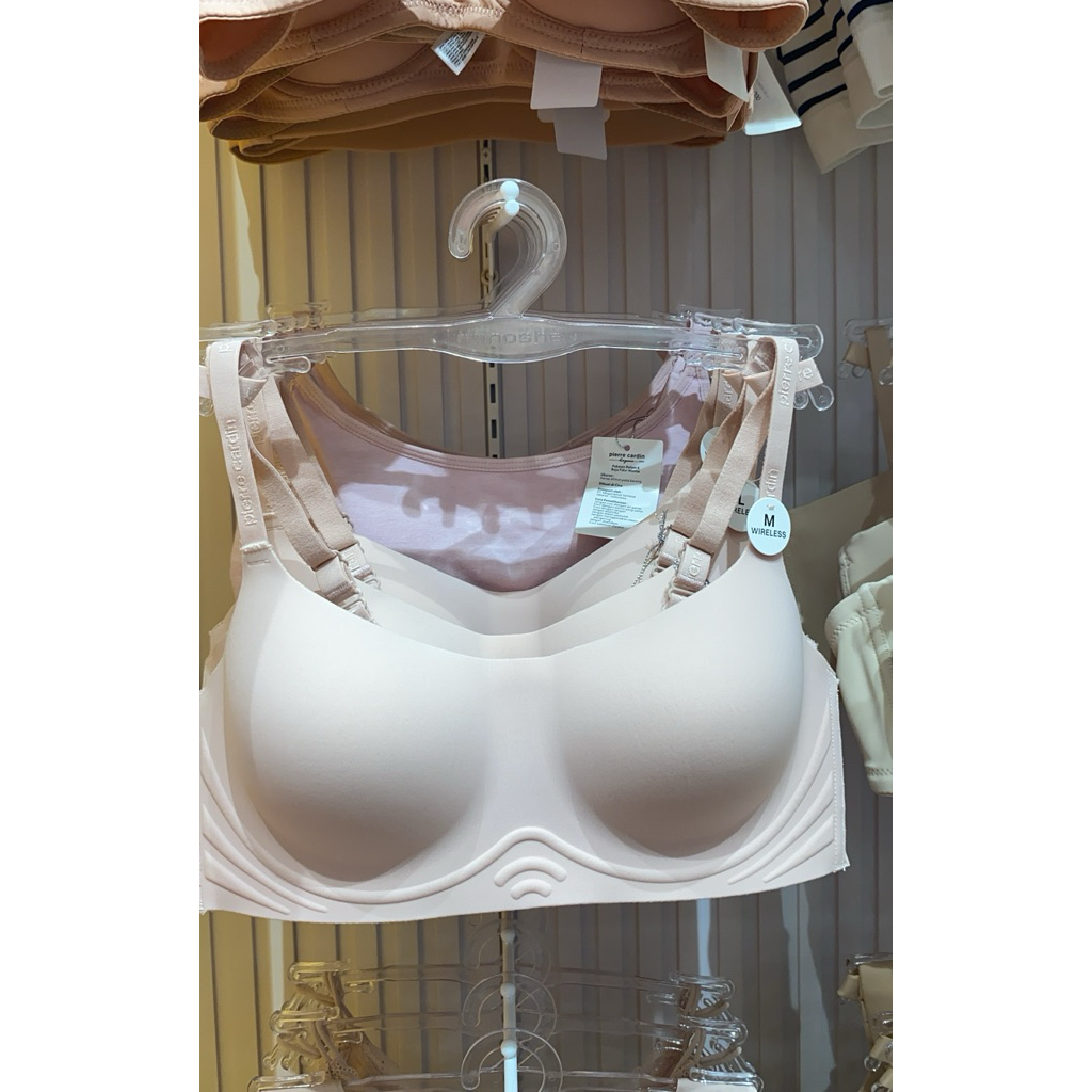 seamless bra (Pierre Cardin)