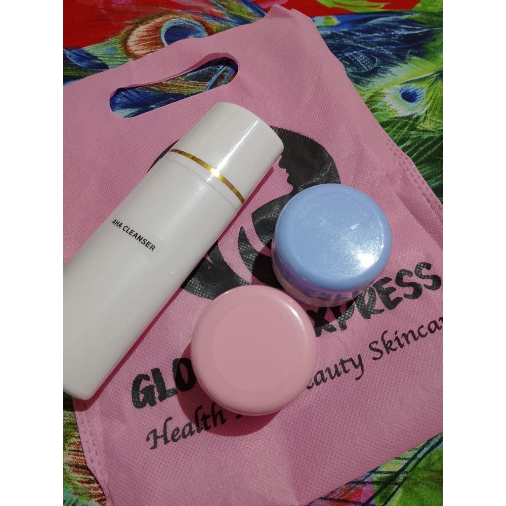 Farma ORI Wdc GLOWING EXPRESS 3IN1 PUTIH 7 HARI ORIGINAL 100%